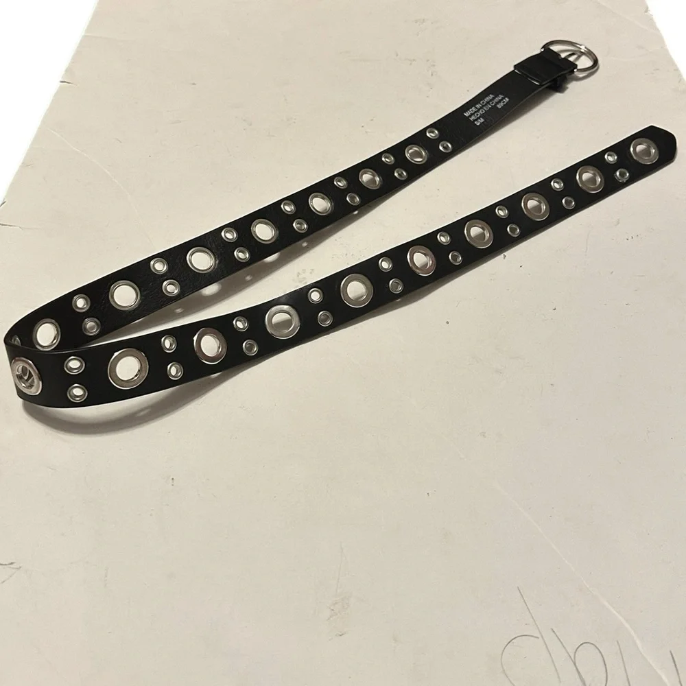 Black‎ belt S/M